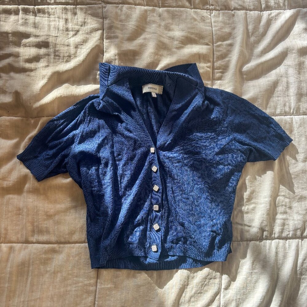 RIHOAS The Navy Collared Pointelle Knit Top